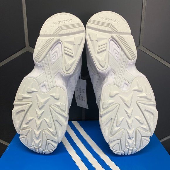 New W/ Box! Adidas Yung-96 Cloud White - Picture 5 of 5